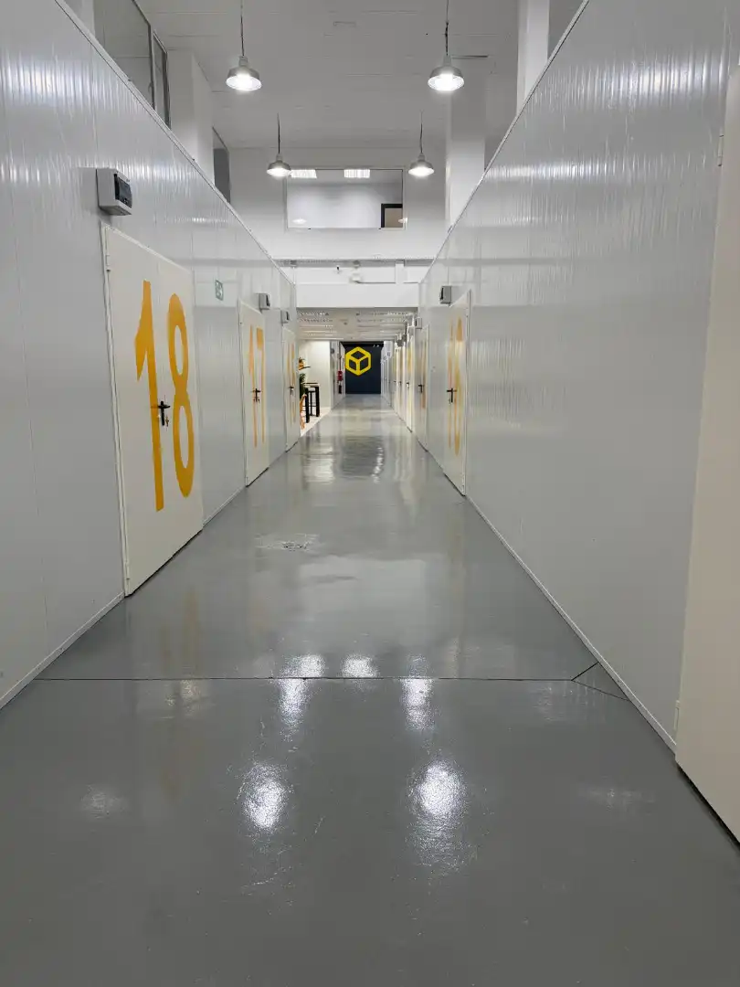 Oficina de alquiler en Las Rozas de Madrid con Aire acondicionado, Calefacción y Trastero