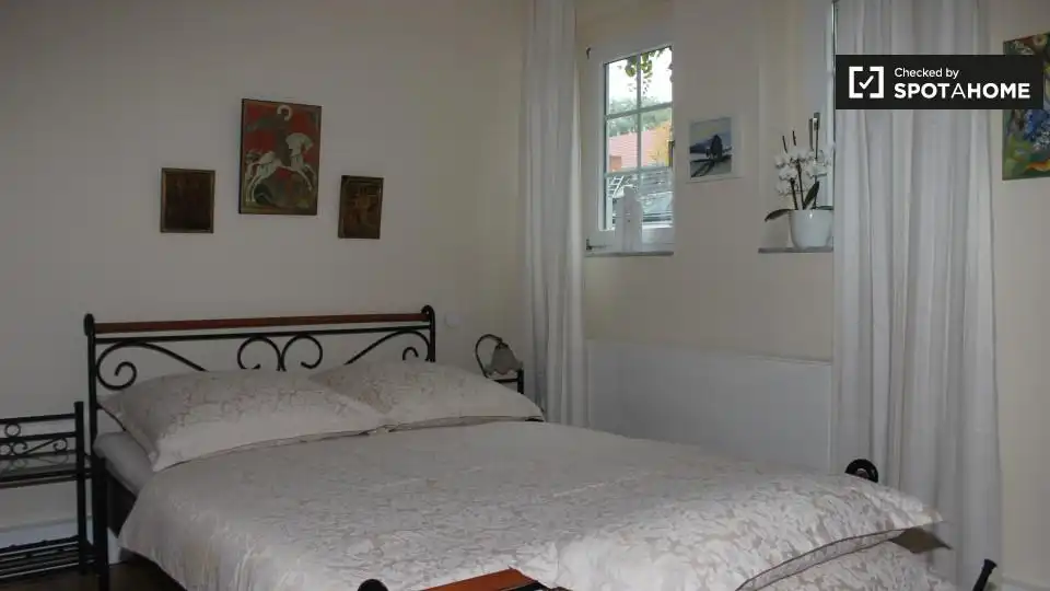 Habitación de Apartamento para compartir en Colmenar de Oreja con Aire acondicionado, Calefacción y Terraza