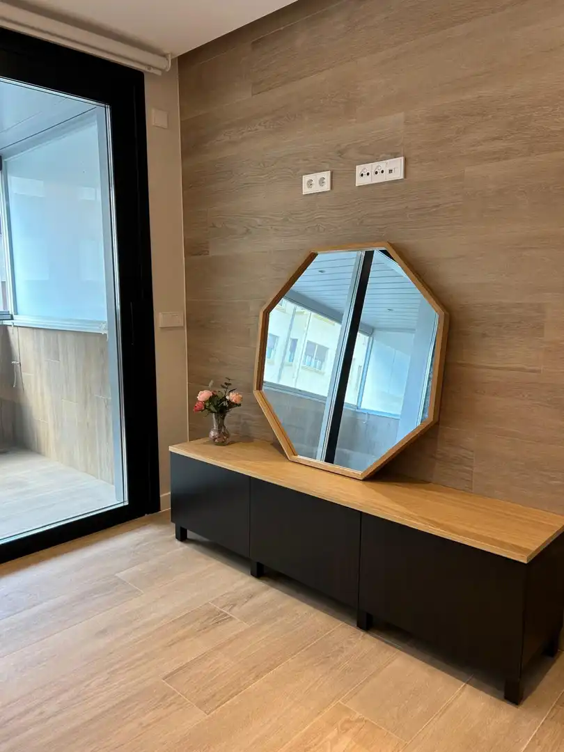 Schlafzimmer von Wohnung zur Miete in  Pamplona / Iruña mit Klimaanlage, Heizung und Terrasse