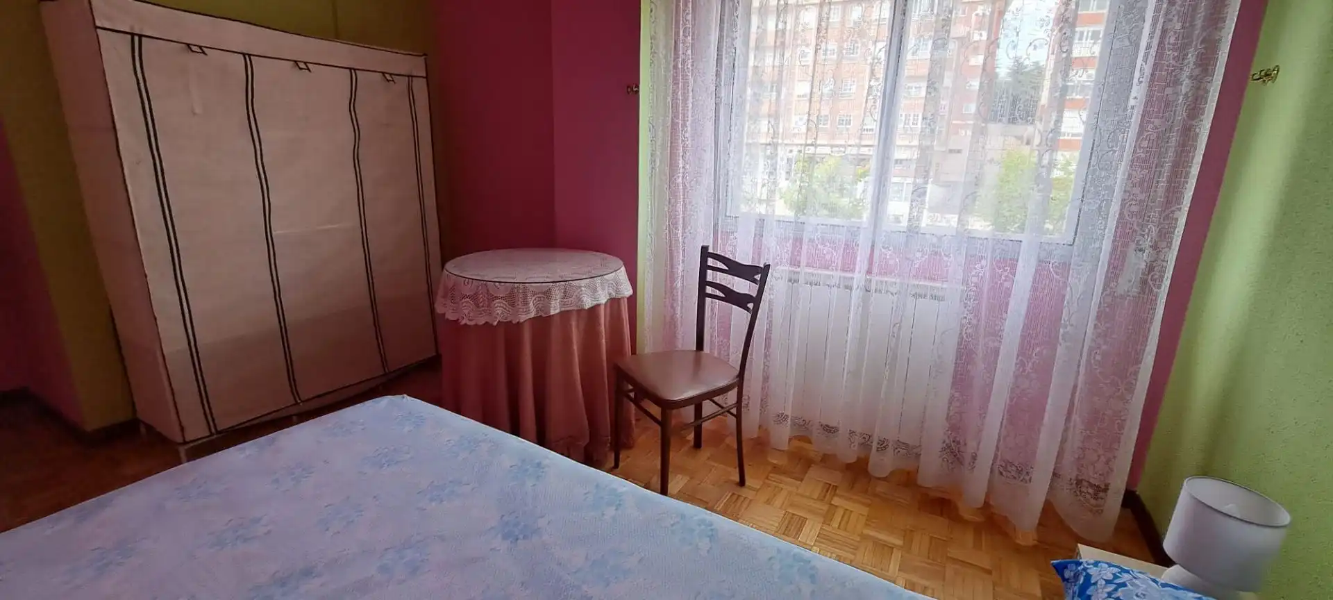 Habitació a Ávila, Ávila