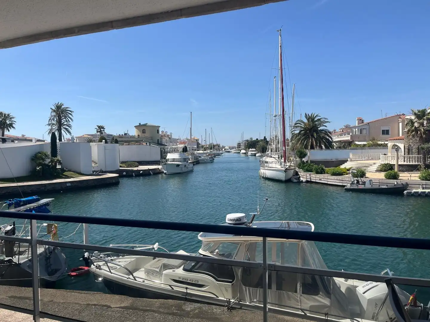 Ático en venta en Empuriabrava con Calefacción, Terraza y Piscina