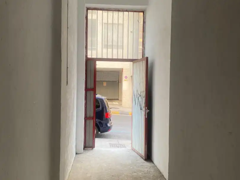 Aparcament de Traster de lloguer en  Pamplona / Iruña