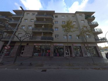 Appartamento con balcone in vendita a Passeig d'Olot 121