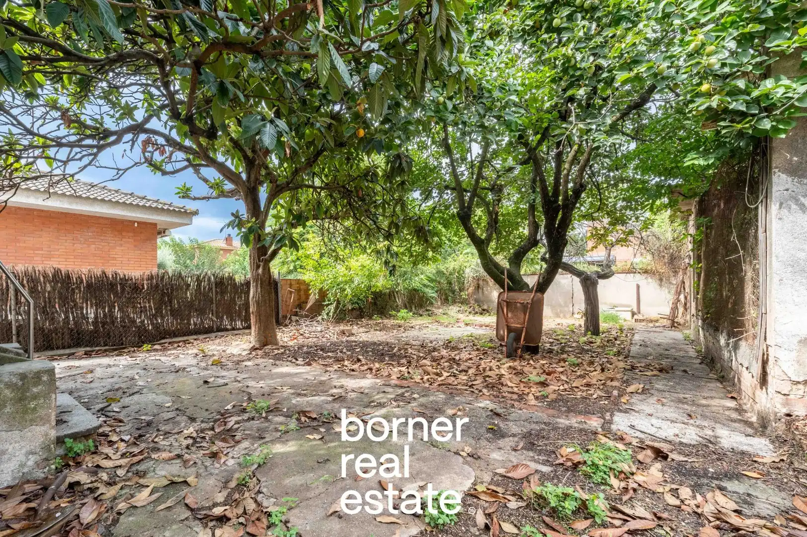 Jardí de Casa o xalet en venda en Mira-sol