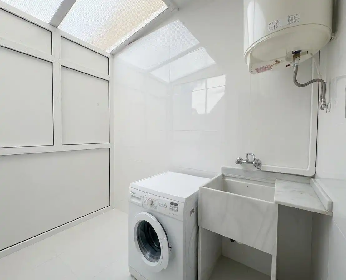 Bathroom of Houses for sale in Sueca  with Air Conditioner, Heating and Parquet flooring