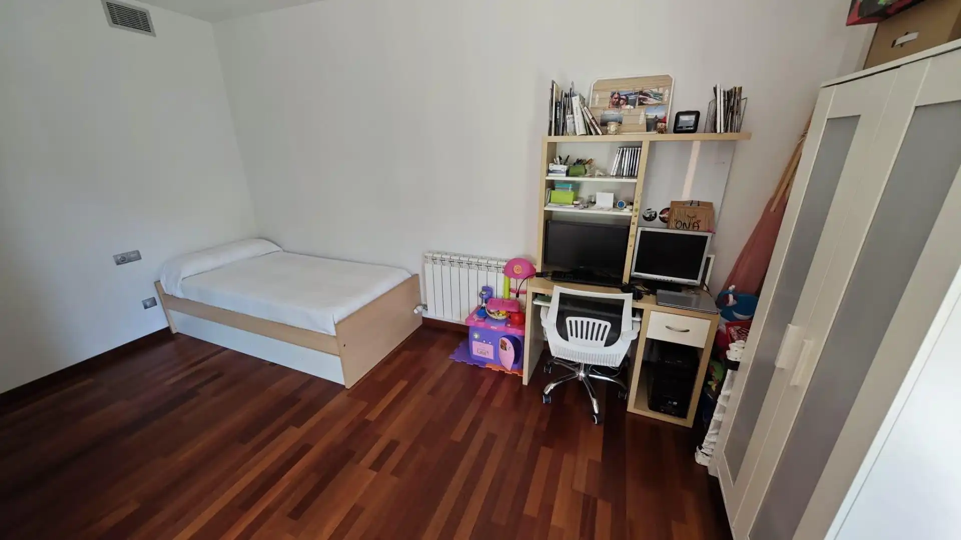 Habitación de Piso en venta en Vilanova i la Geltrú con Aire acondicionado, Calefacción y Parquet