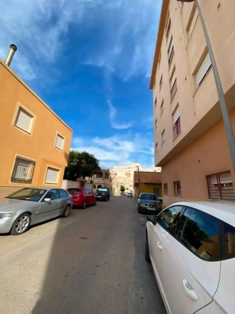 Vista exterior de Piso en venta en La Gangosa