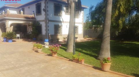 Photo 3 of House or chalet for sale in Poniente-Norte - Miralbaida - Parque Azahara, Córdoba