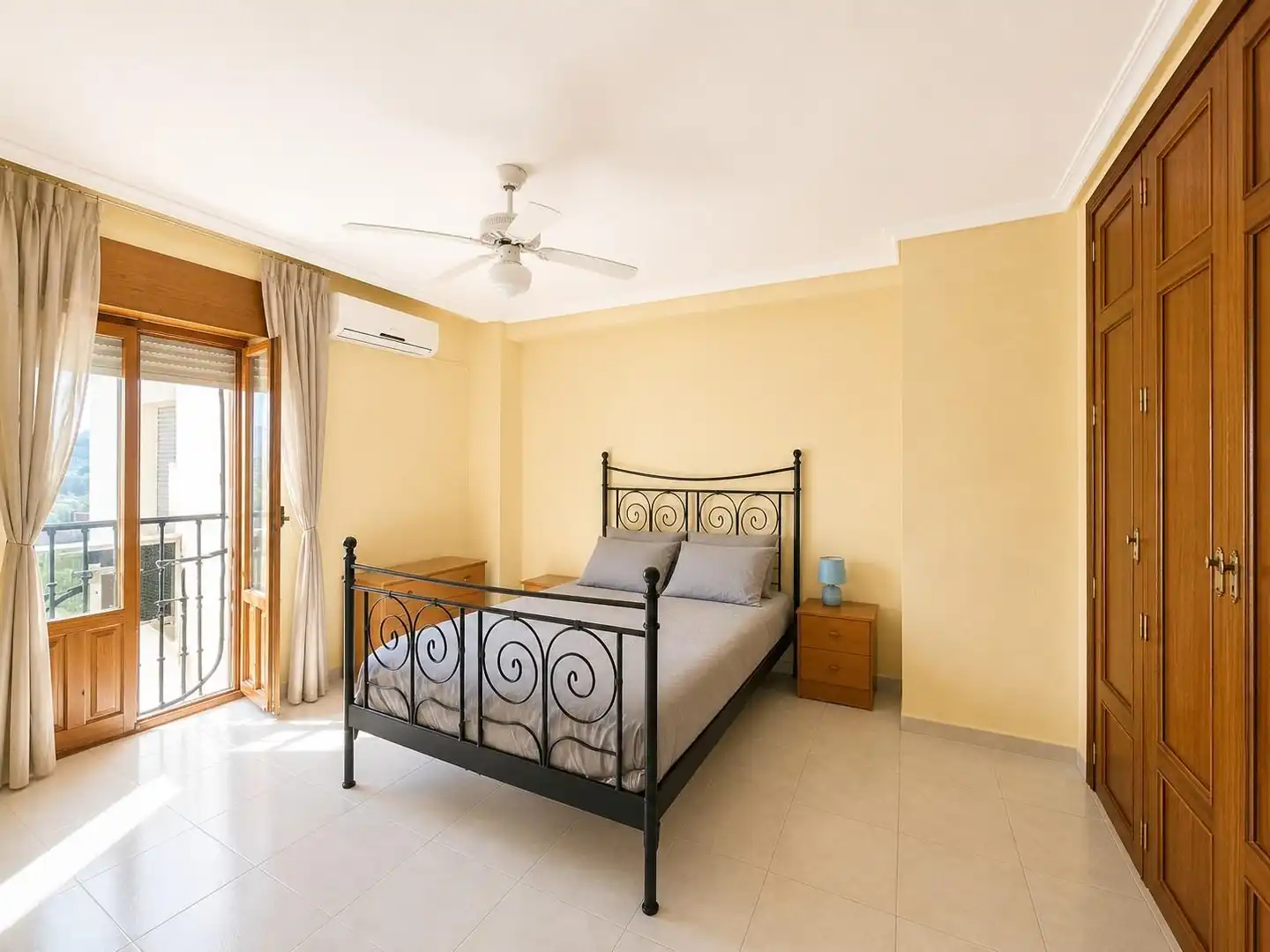 Bedroom of Attic for sale in Plasencia  with Heating, Terrace and Storage room
