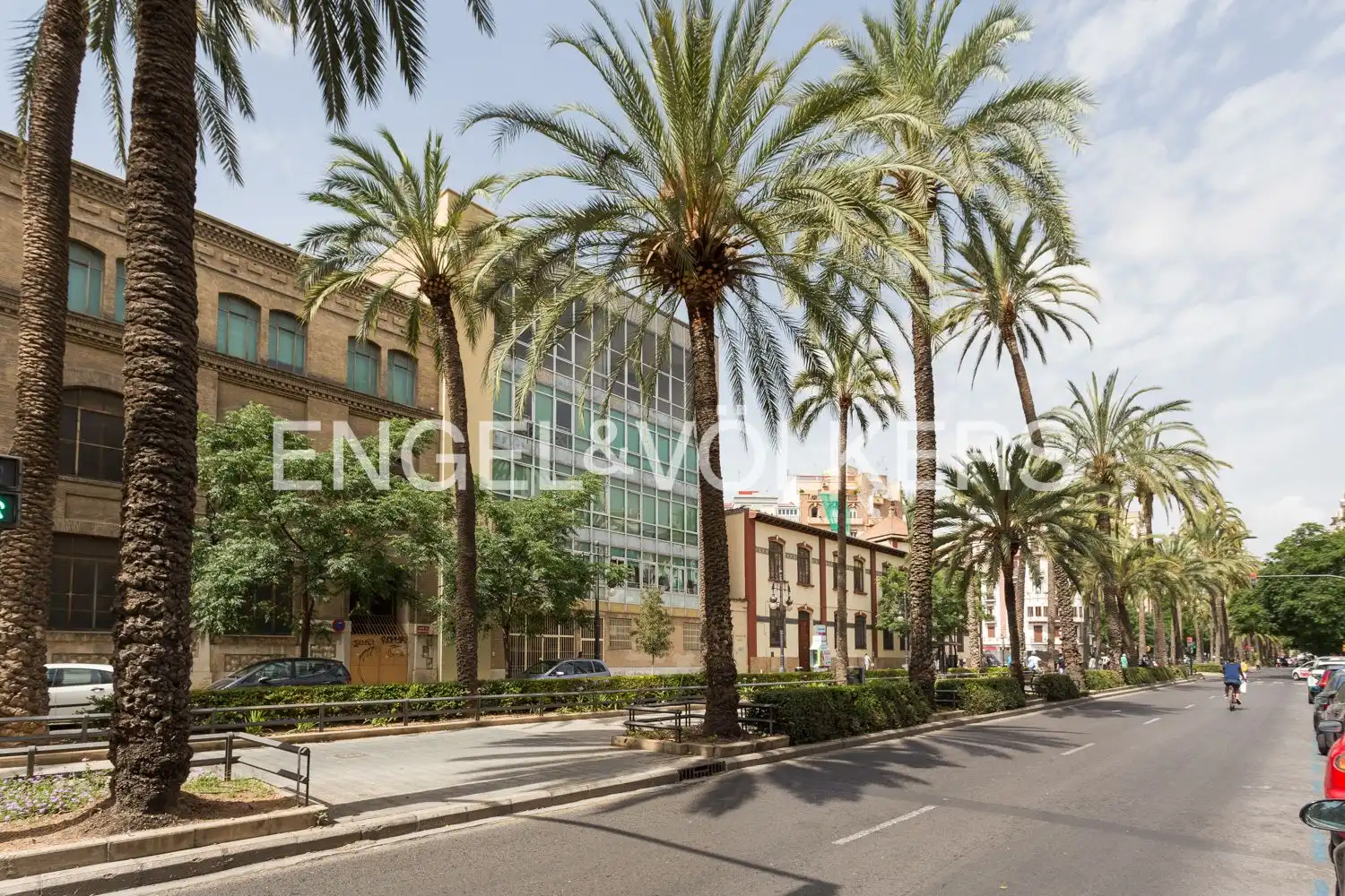 Vista exterior de Piso en venta en Valencia con Aire acondicionado, Calefacción y Amueblado