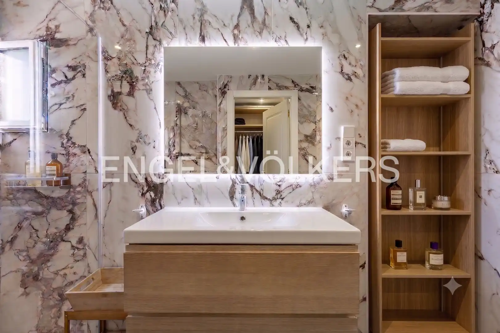 Bathroom of Attic for sale in Sant Cugat del Vallès  with Heating, Parquet flooring and Swimming Pool