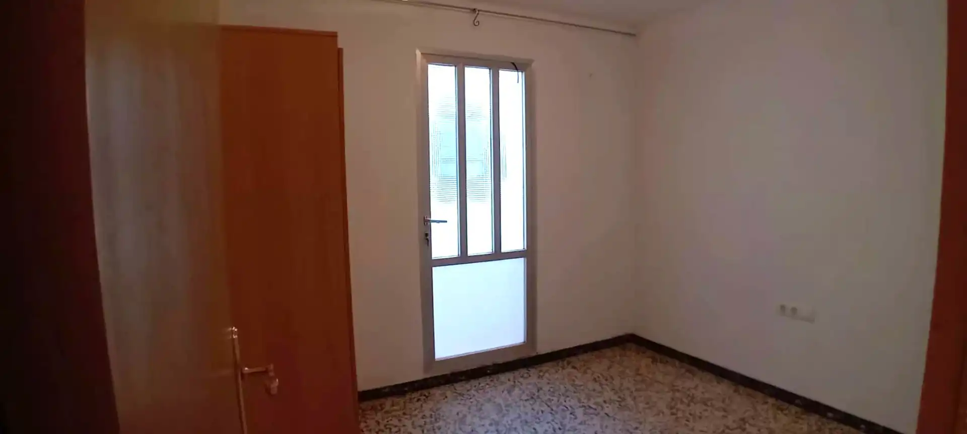 Dormitori de Pis en venda en Reus amb Moblat i Balcó