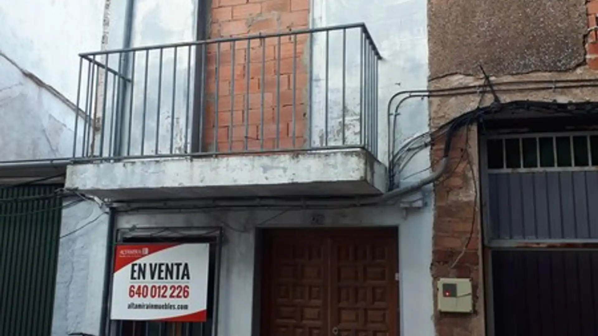 Vista exterior de Casa adosada en venda en Santisteban del Puerto