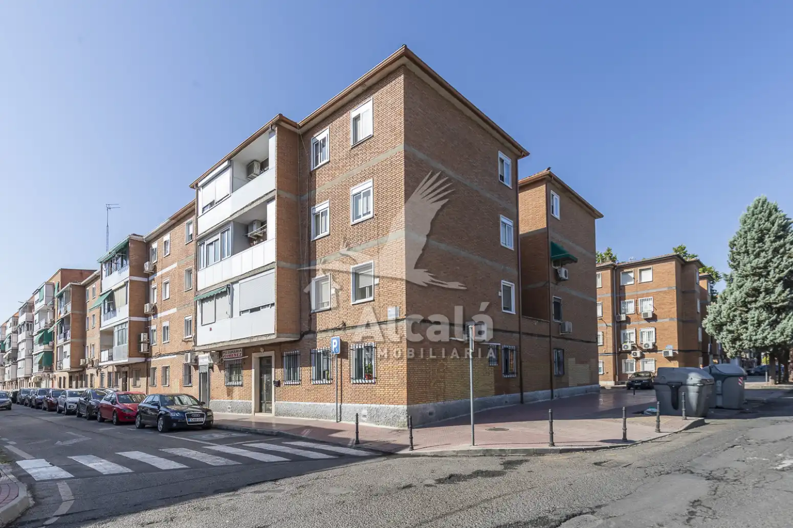 Exterior view of Flat for sale in Alcalá de Henares  with Air Conditioner, Heating and Parquet flooring
