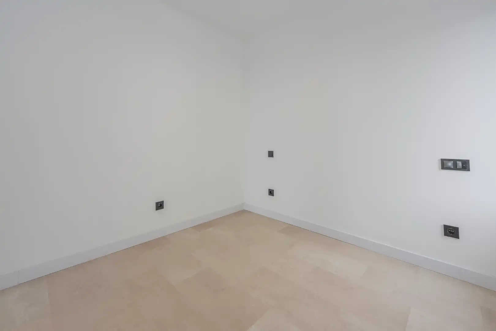 Dúplex con balcón en venta en Paseo de Europa, imagen 28