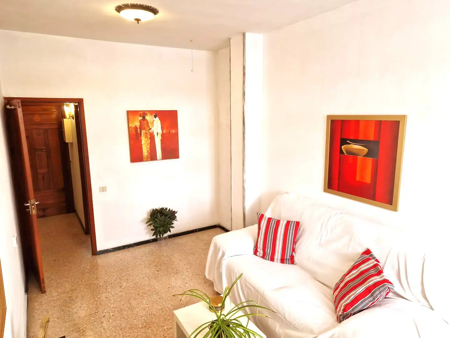 Sala de estar de Piso en venta en Las Palmas de Gran Canaria con Balcón y Internet