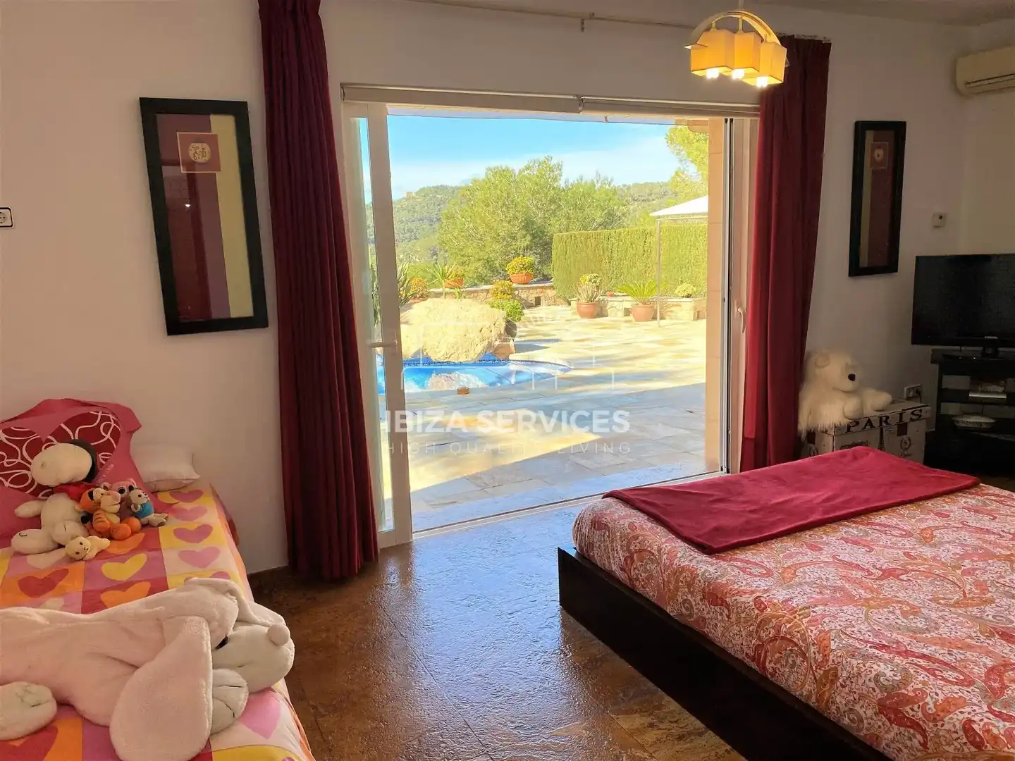 Chalet con piscina en venta en Roca Llisa, imagen 2