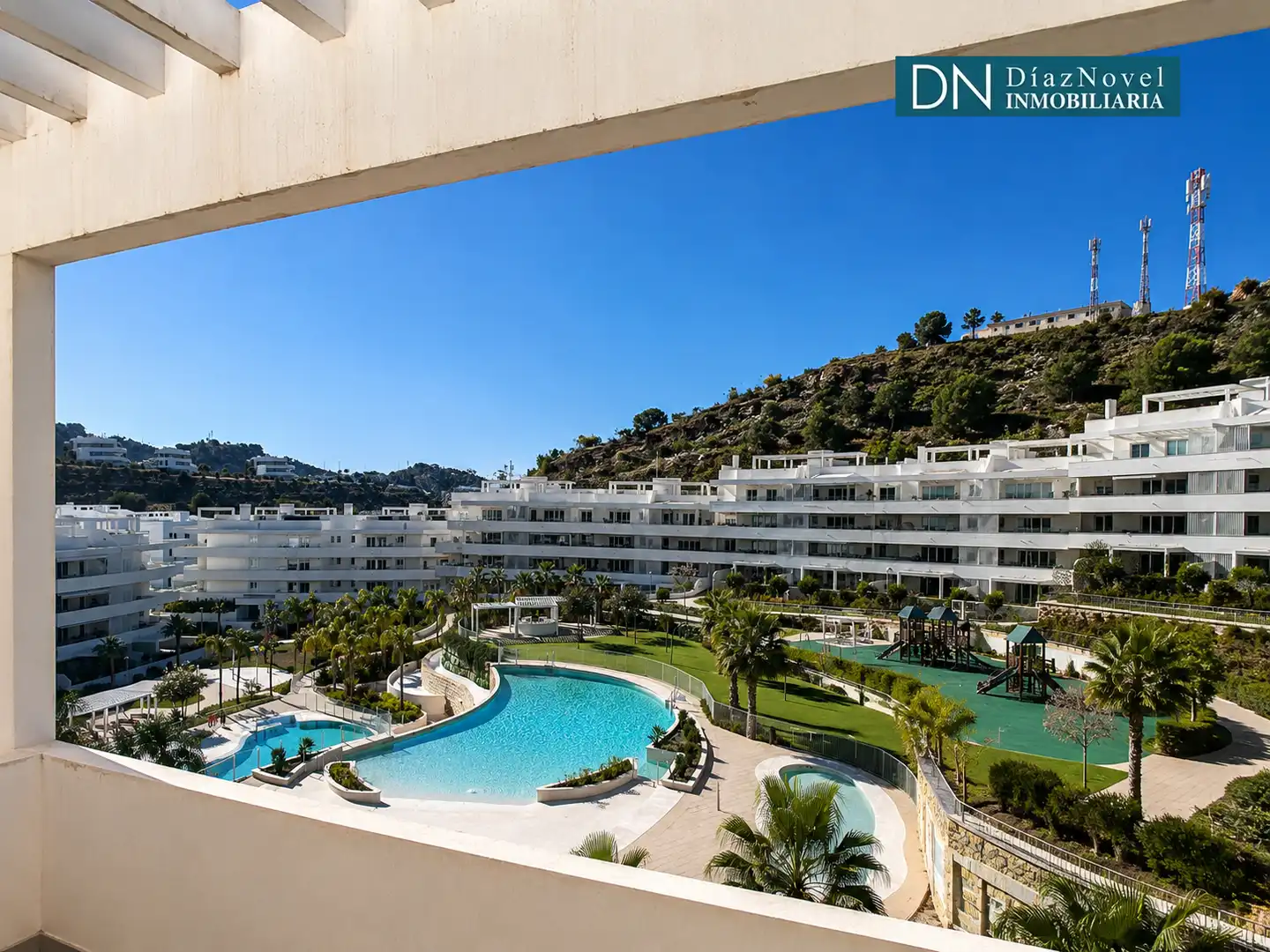 Vista exterior de Ático en venta en Málaga con Aire acondicionado, Calefacción y Terraza