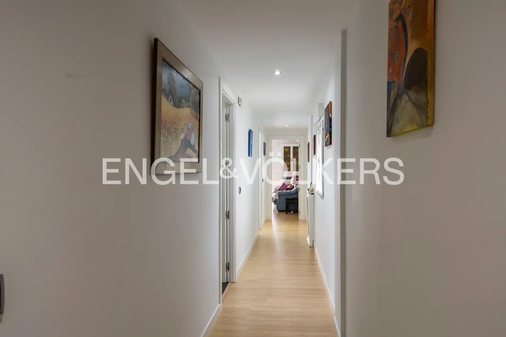 Wohnung zum Verkauf in Madrid mit Klimaanlage, Heizung und Terrasse