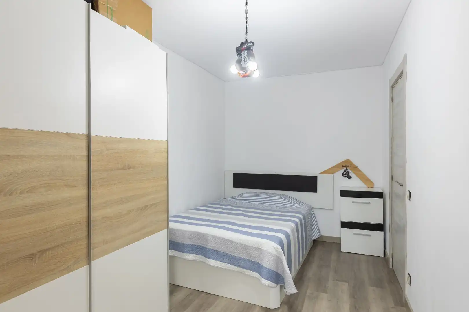 Bedroom of Flat for sale in Can Borrell