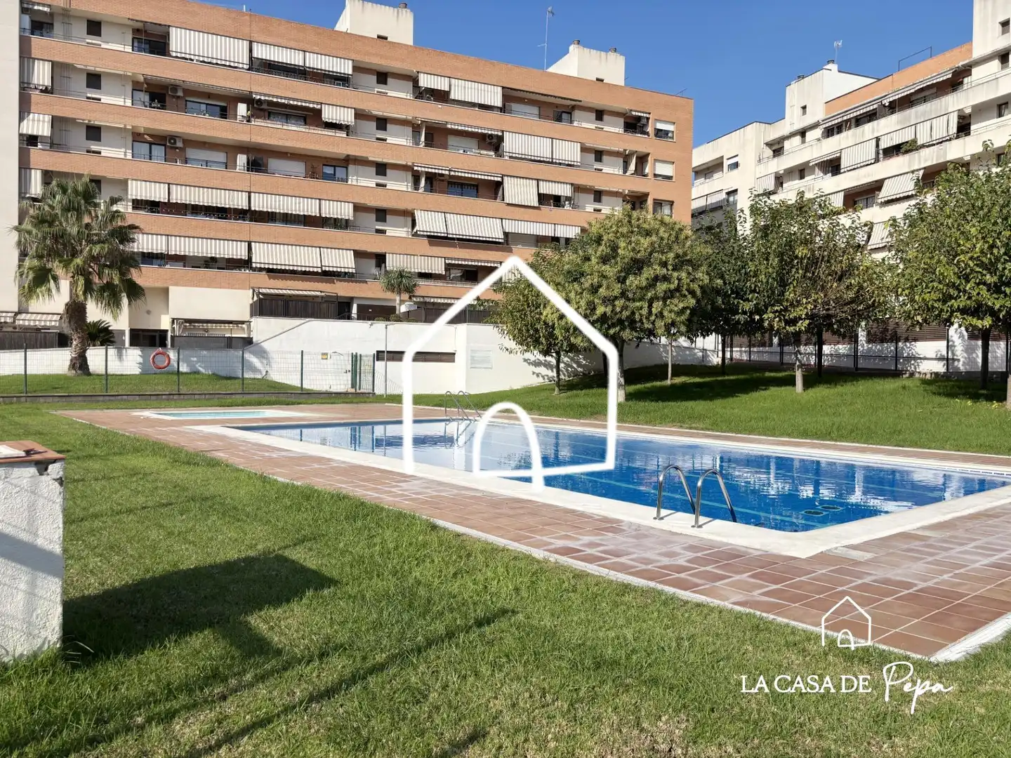 Piscina de Pis en venda en Torre-roja-Campreciós