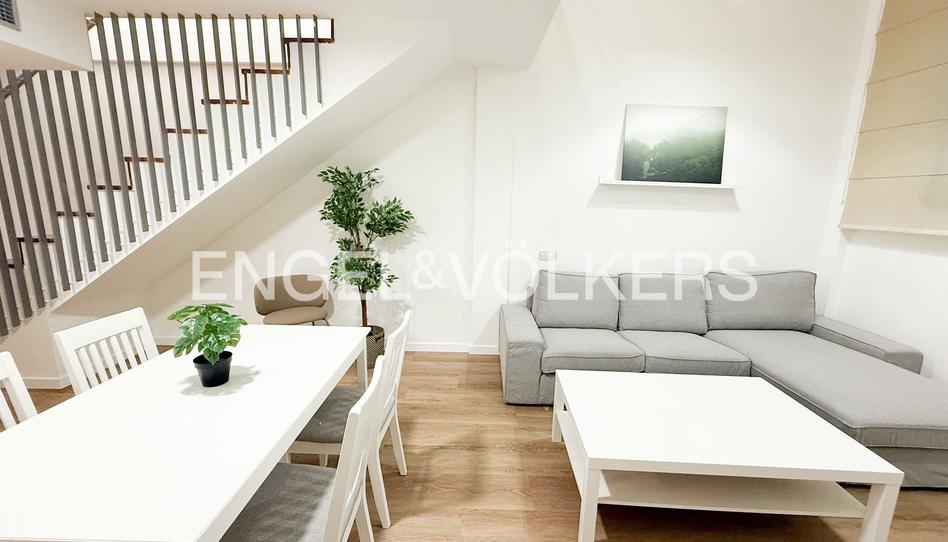 Foto 1 de Dúplex de lloguer a Sagrada Família, Barcelona