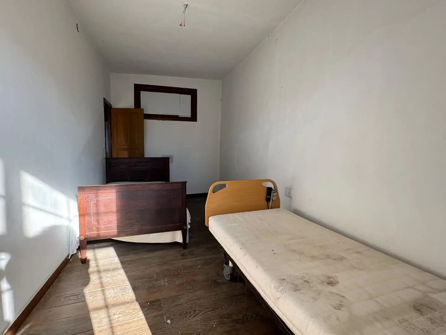 Habitación de Edificio en venta en Xunqueira de Ambía