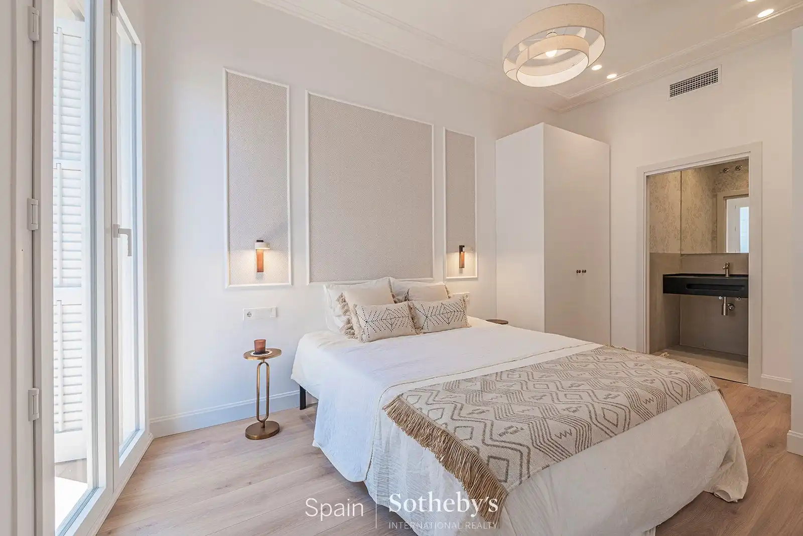 Habitación de Apartamento en venta en Barcelona con Aire acondicionado y Calefacción