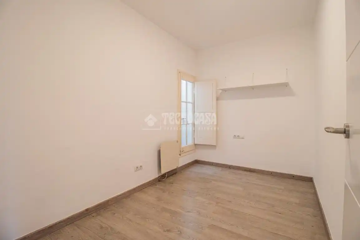 Habitación de Casa adosada en venta en Sant Cugat del Vallès con Calefacción y Terraza