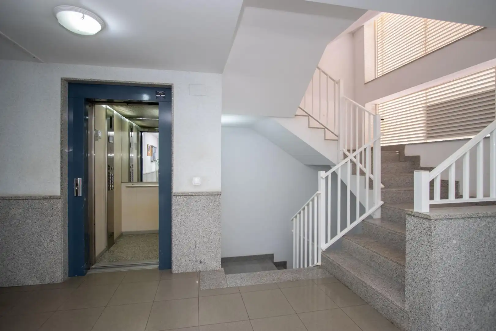 Flat with pool for sale in Avenida DEL MAR 37, imagen 7