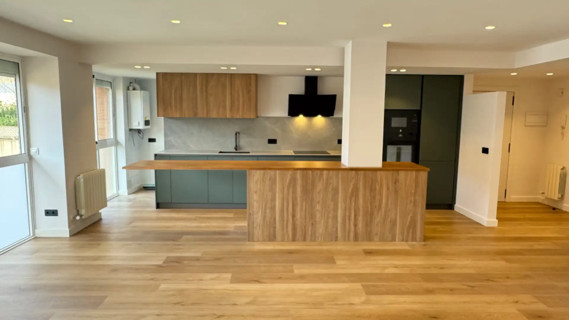 Flat for sale in Carrer Josep Pla, Vista Alegre