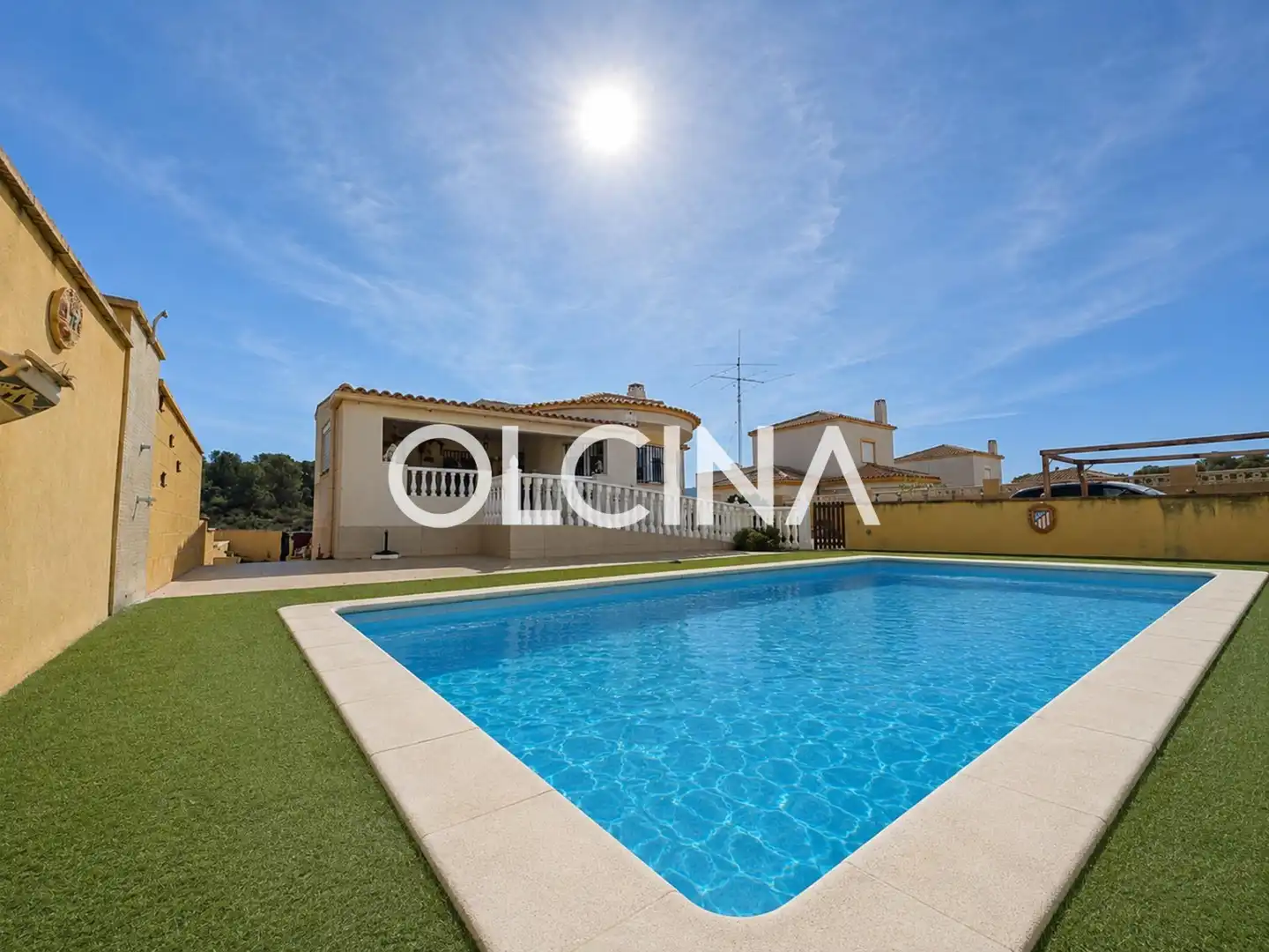 Piscina de Casa o chalet en venta en Castalla con Calefacción, Jardín privado y Terraza