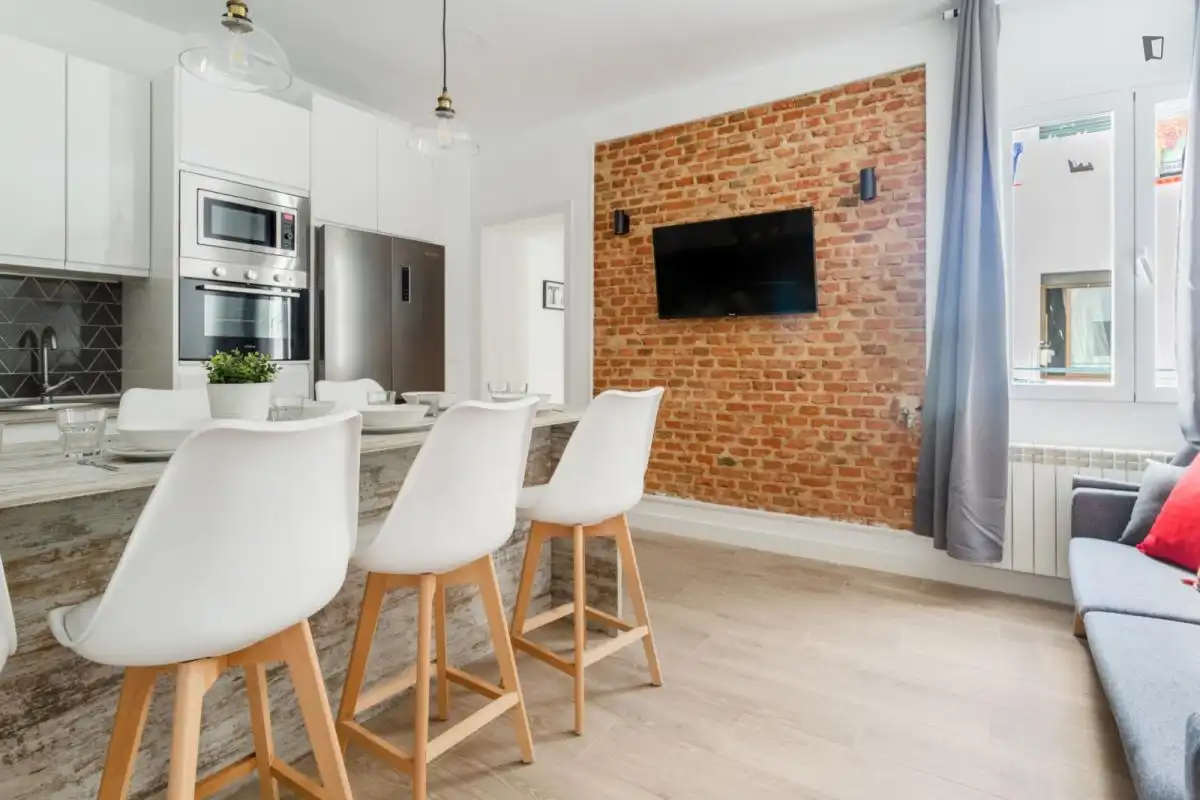 Habitació a Embajadores - Lavapiés