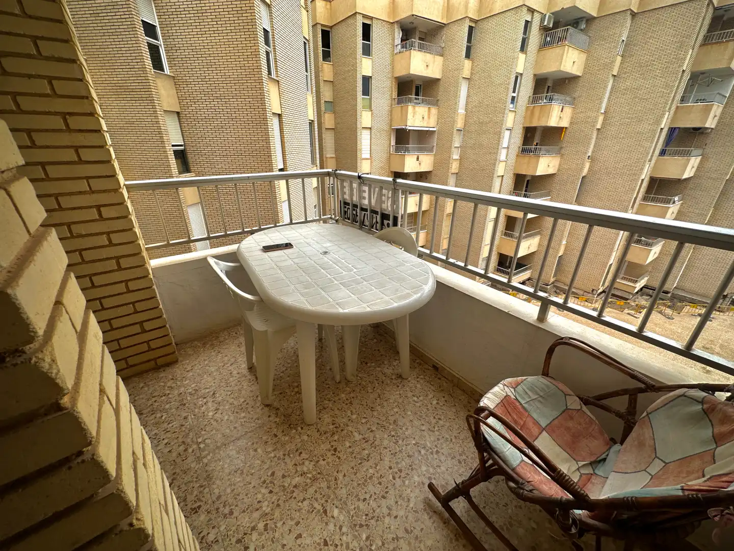 Terrassa de Pis de lloguer en Torrevieja amb Terrassa, Moblat i Forn