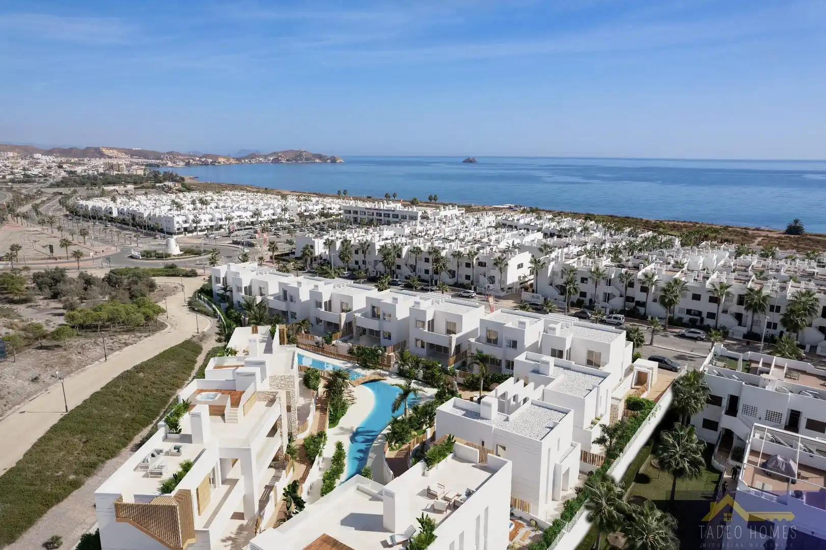 Habitatge amb piscina en venda a Av. Europa s/n, imagen 2