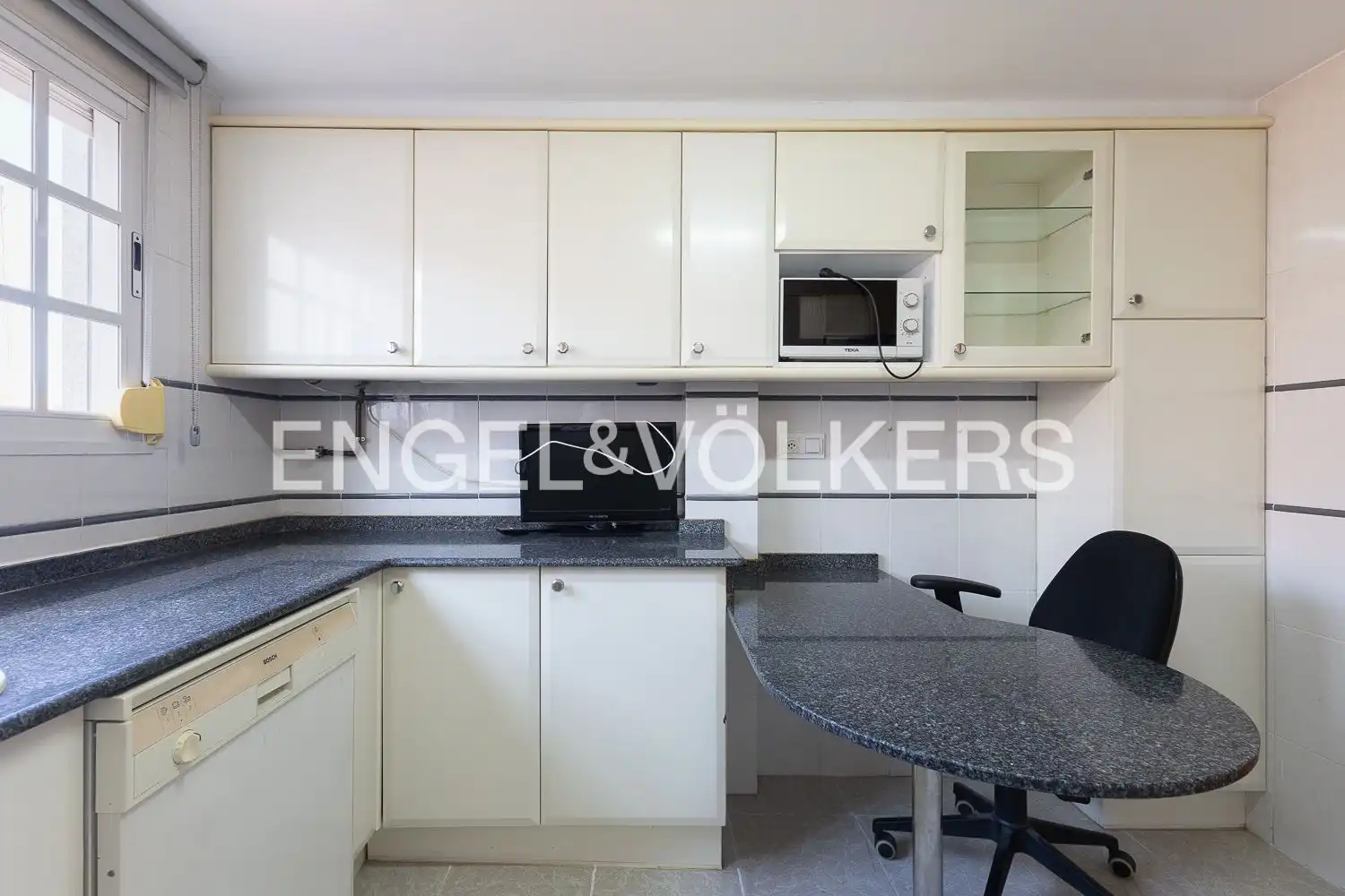 Penthouse with lift for sale in Carrer de Mossén Fenollar, imagen 16