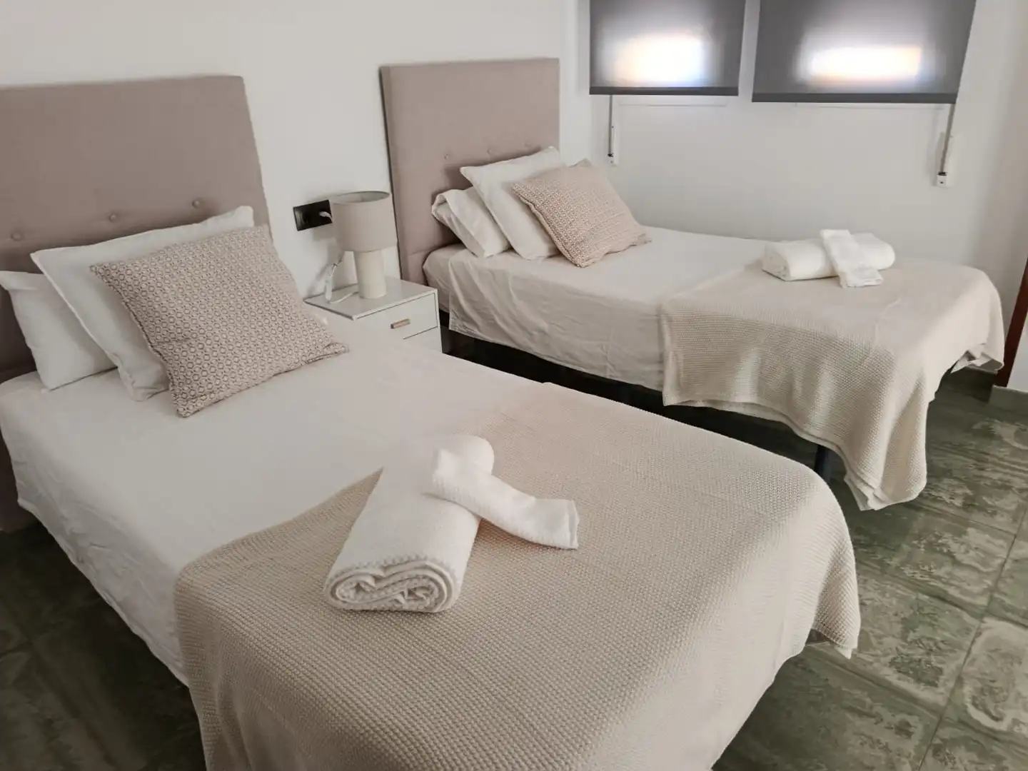 Bedroom of Detached homes for rent in Benalmádena  with Air Conditioner, Terrace and Swimming Pool