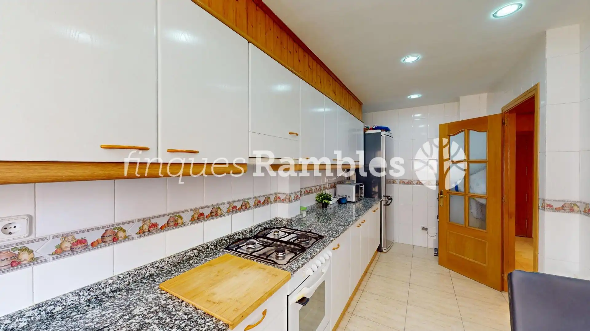 Cocina de Piso en venta en Vilanova del Camí con Calefacción, Terraza y Balcón