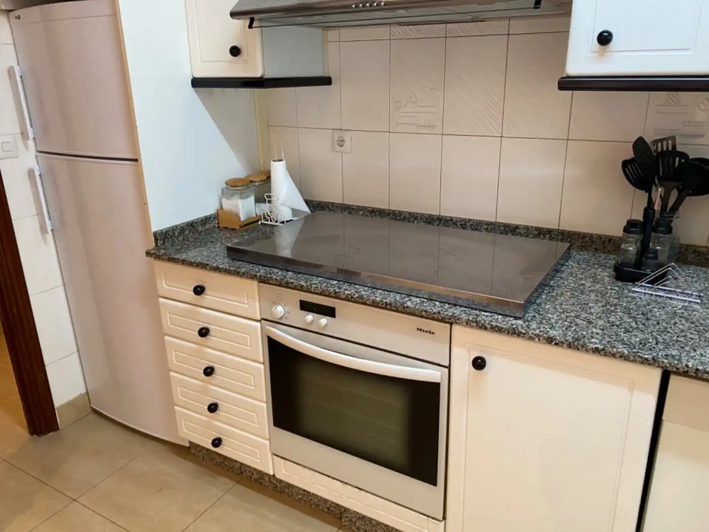 Kitchen of Flat for rent in Santiago de Compostela   with Heating and Furnished