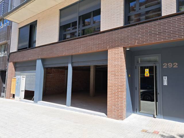 Local comercial en Alquiler en Zona Esportiva
