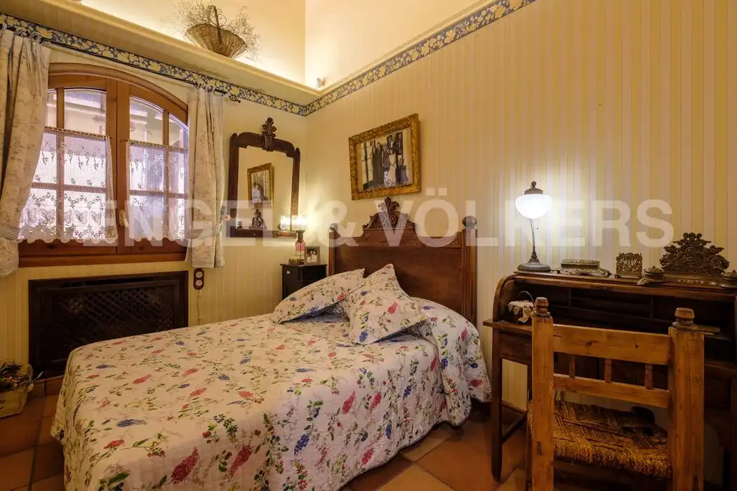 Dormitori de Casa o xalet en venda en Balaguer amb Jardí privat, Parquet i Piscina