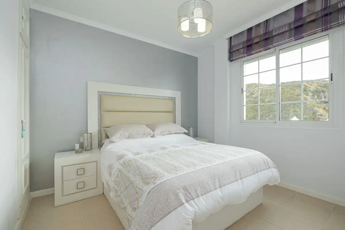 Bedroom of Duplexes for sale in Benahavís  with Air Conditioner, Heating and Terrace