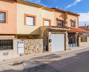 Exterior view of Single-family semi-detached for sale in Almonacid de Toledo  with Terrace