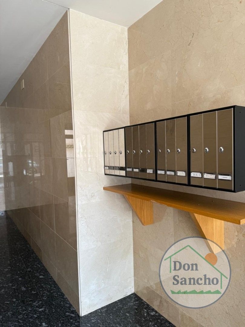 Bathroom of Flat for sale in Santovenia de Pisuerga  with Heating