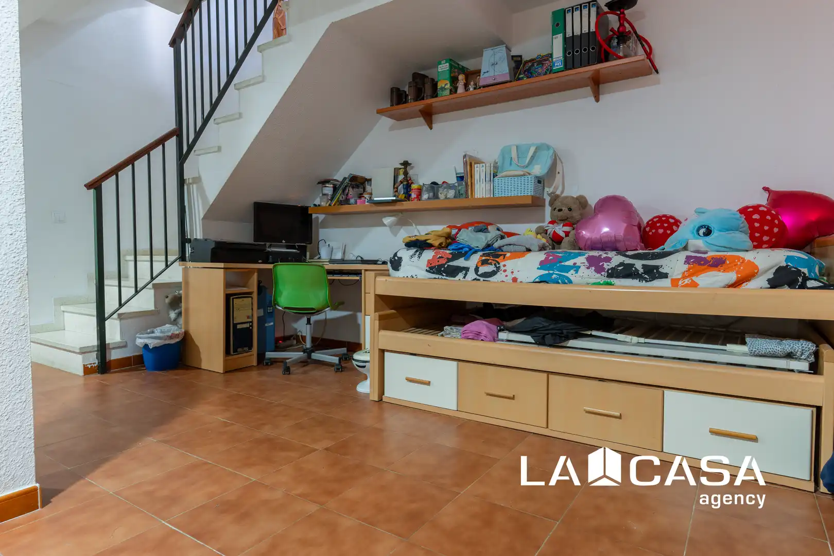 Casa adosada en venda en Dos Hermanas amb Aire condicionat i Terrassa