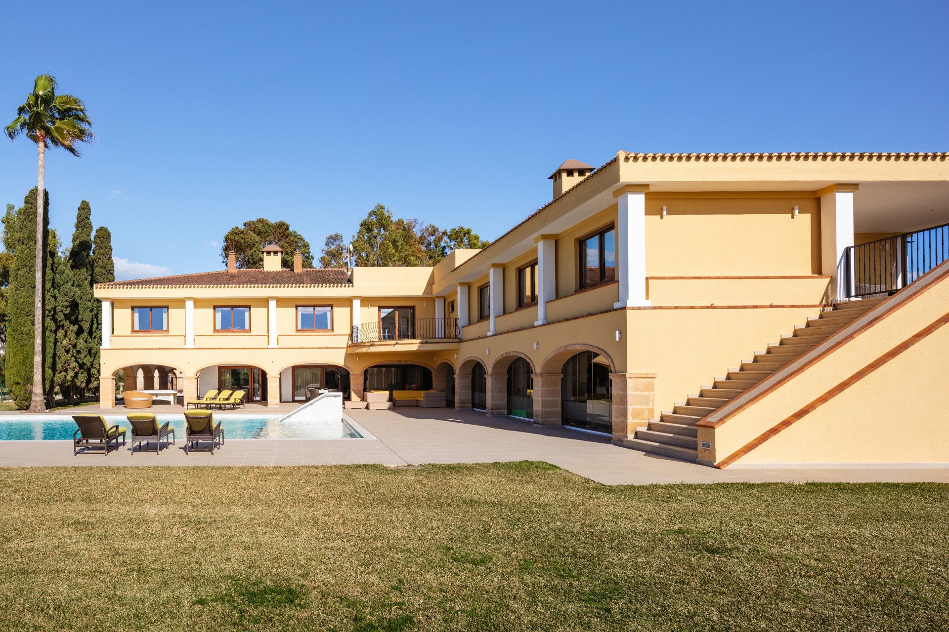 Vista exterior de Casa o xalet en venda en Jávea / Xàbia amb Aire condicionat, Jardí privat i Terrassa