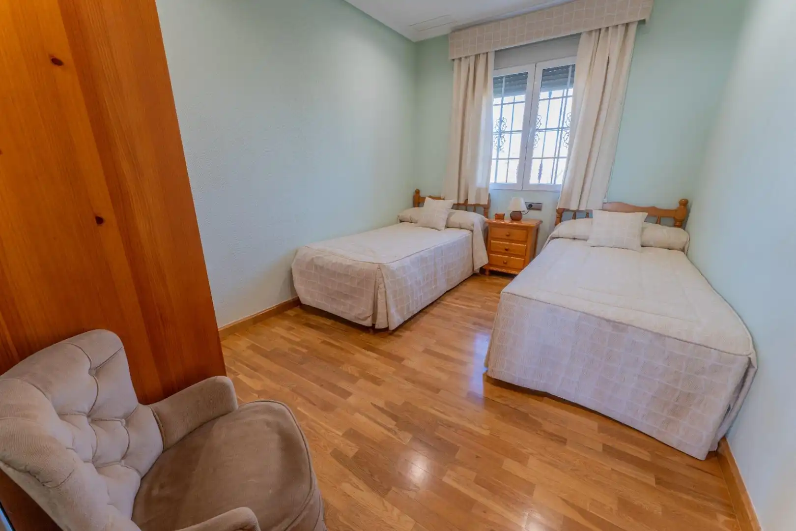 Habitación de Casa o chalet en venta en Elche / Elx con Trastero, Piscina y Balcón