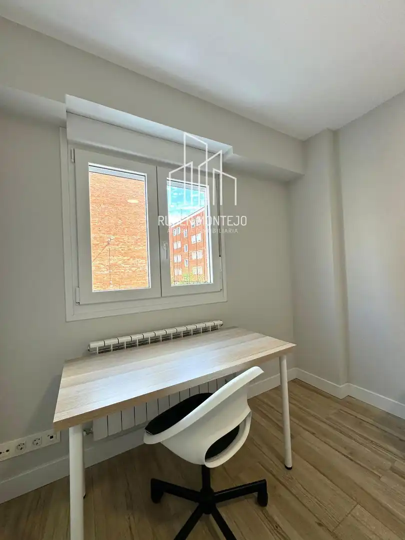 Flat for rent in CALLE CANDELARIO, San Bernardo