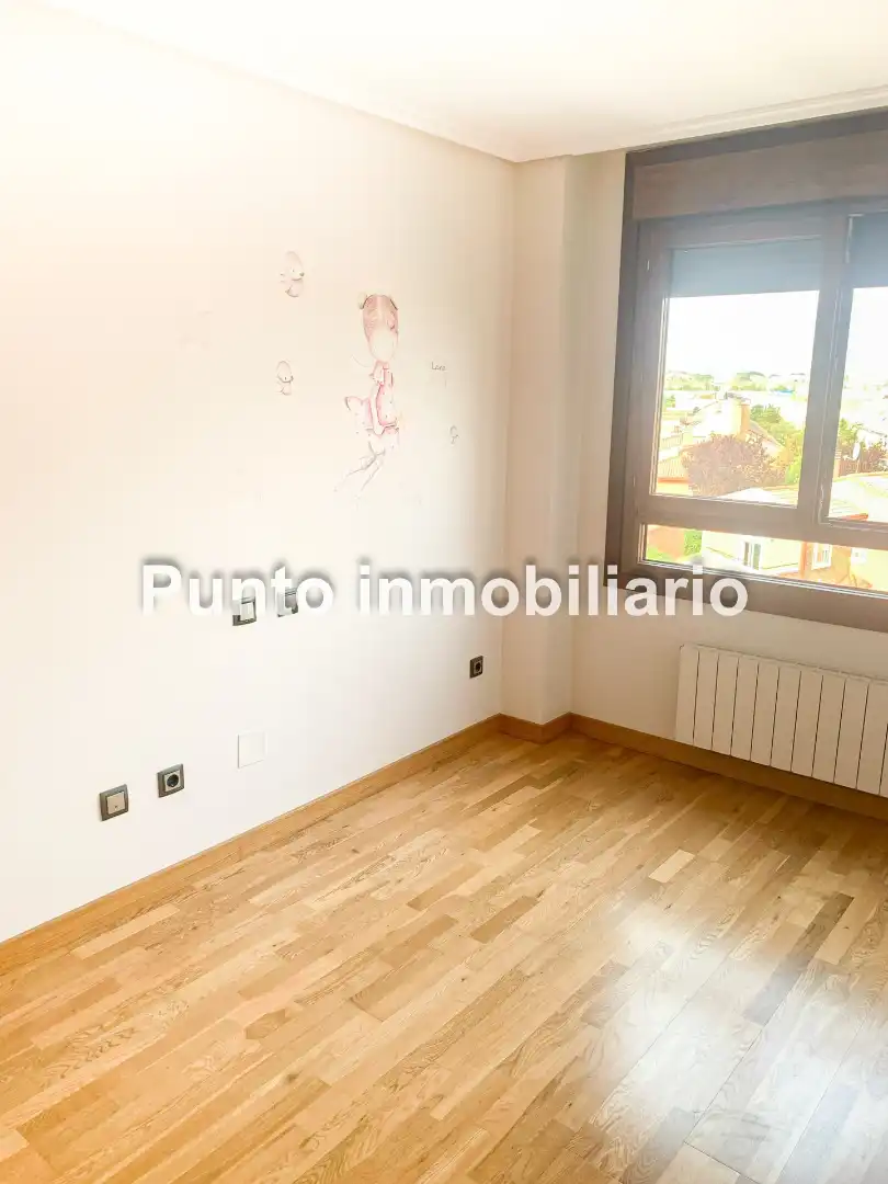 Wohnung zur Miete in Calle Santa Ana, La Flecha - Monasterio del Prado