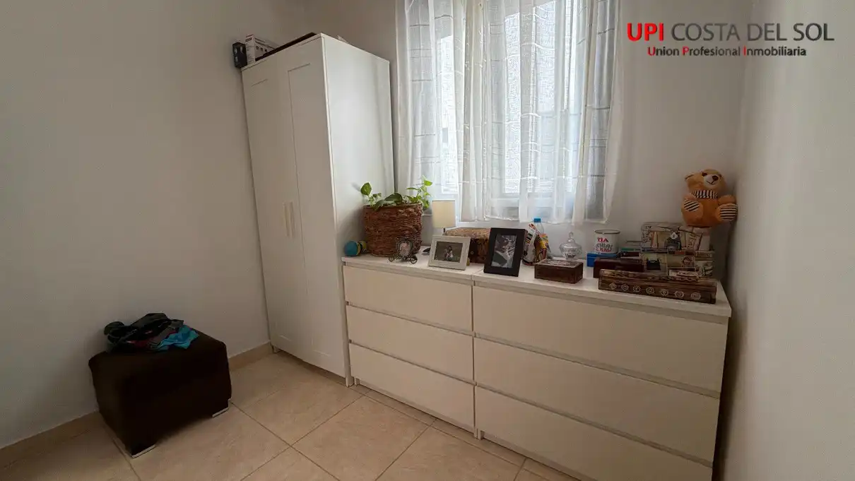 Habitación de Piso en venta en Torremolinos con Aire acondicionado, Calefacción y Amueblado